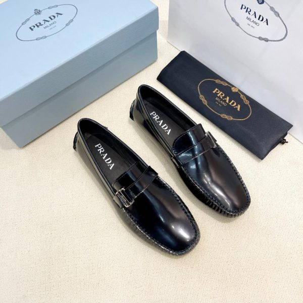 PRADA nuove scarpe