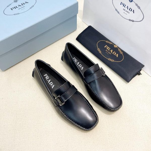 PRADA nuove scarpe