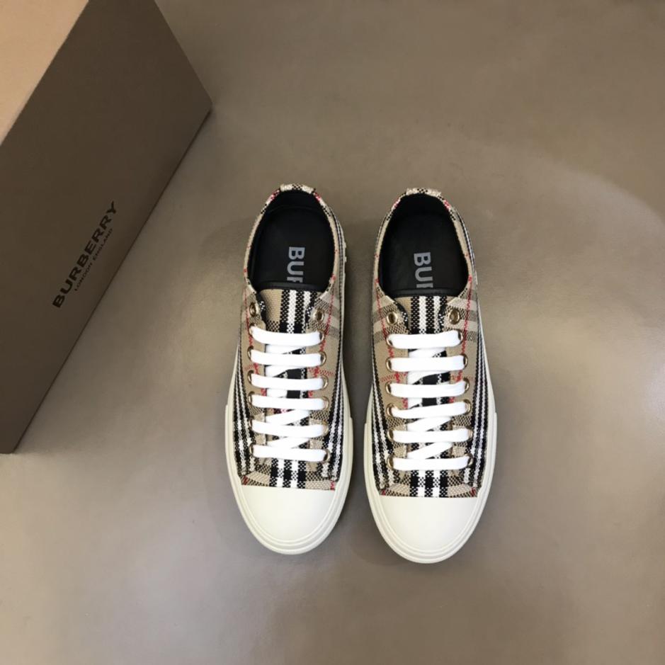 repliche,replica,perfette,siti di,affidabili,migliori siti,dove comprare,1:1,scarpe da ginnastica Classiche sneakers basse da uomo di Burberr