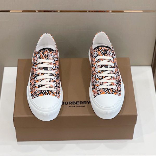 repliche,replica,perfette,siti di,affidabili,migliori siti,dove comprare,1:1,scarpe da ginnastica Scarpe da ginnastica Burberr con motivo vintage check