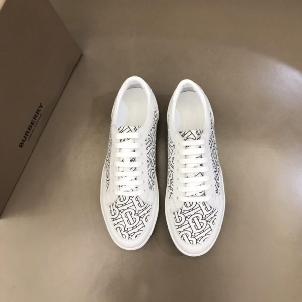 repliche,replica,perfette,siti di,affidabili,migliori siti,dove comprare,1:1,scarpe da ginnastica Classiche sneakers basse da uomo di Burberr