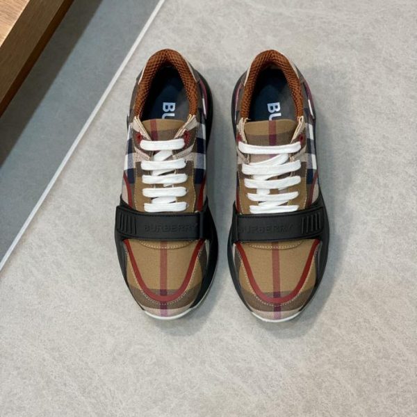 repliche,replica,perfette,siti di,affidabili,migliori siti,dove comprare,1:1,scarpe da ginnastica Scarpe da uomo alla moda Burberr