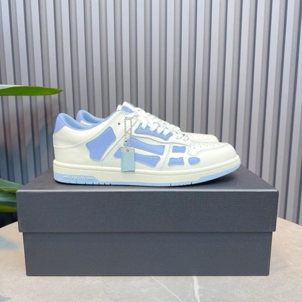 Modello coppia AMIRI