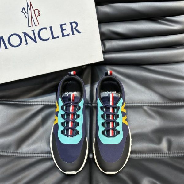 repliche,replica,perfette,siti di,affidabili,migliori siti,dove comprare,1:1,scarpe da ginnastica Le nuove sneakers basse da uomo di Moncler