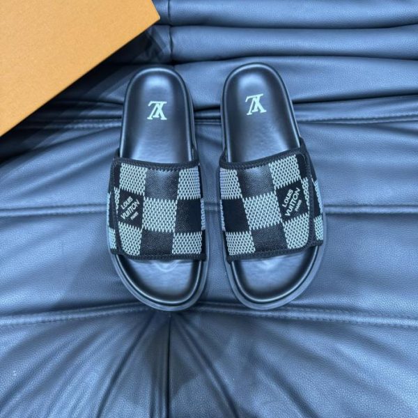Pantofole di lusso di fascia alta LOUIS VUITTON
