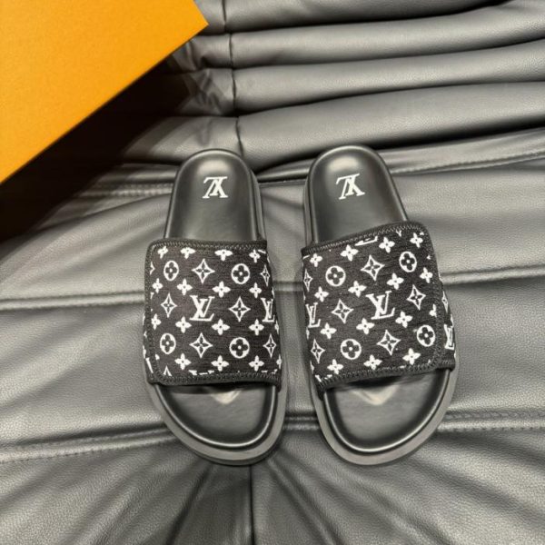 Pantofole di lusso di fascia alta LOUIS VUITTON