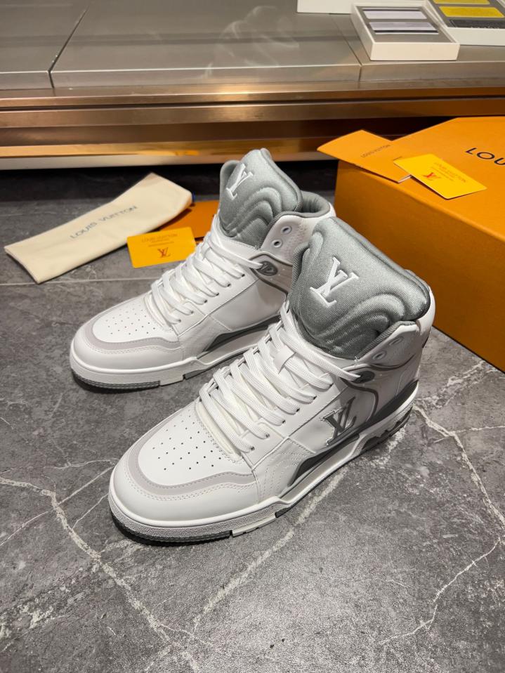 repliche,replica,perfette,siti di,affidabili,migliori siti,dove comprare,1:1,scarpe da ginnastica Sneakers classiche alte da uomo autunno inverno LOUIS VUITTON repliche,replica,perfette,siti di,affidabili,migliori siti,dove comprare,1:1,scarpe da ginnastica Sneakers classiche alte da uomo autunno inverno LOUIS VUITTON