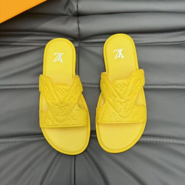 Pantofole primaverili ed estive LOUIS VUITTON contro sincronizzazione