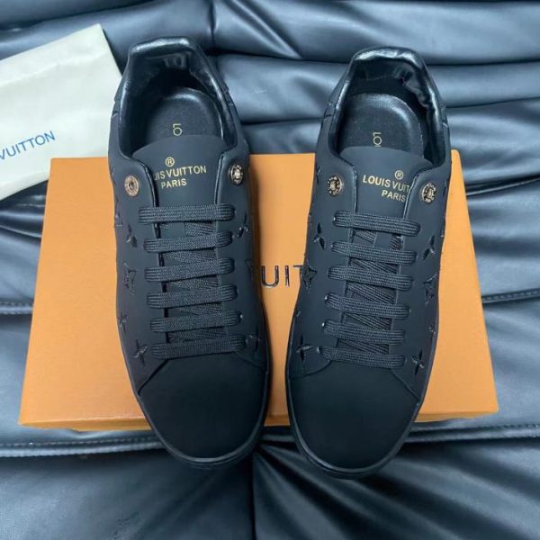 Sito ufficiale LOUIS VUITTON ultima sincronizzazione del contatore