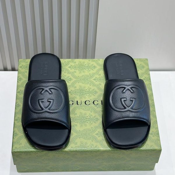 Gucci Lido Ciabatte Doppia G ad incastro da uomo