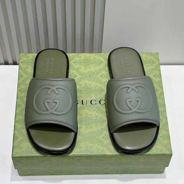 Gucci Lido Ciabatte Doppia G ad incastro da uomo