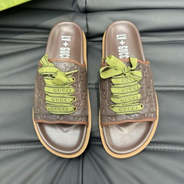repliche,replica,perfette,siti di,affidabili,migliori siti,dove comprare,1:1,scarpe da ginnastica Pantofole in co-branding Gucci