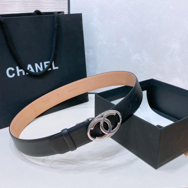 repliche,replica,perfette,siti di,affidabili,migliori siti,dove comprare,1:1,scarpe da ginnastica Cavo in smalto Chanel 24c