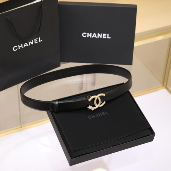 repliche,replica,perfette,siti di,affidabili,migliori siti,dove comprare,1:1,scarpe da ginnastica Strass Chanel 24c 3,0 cm
