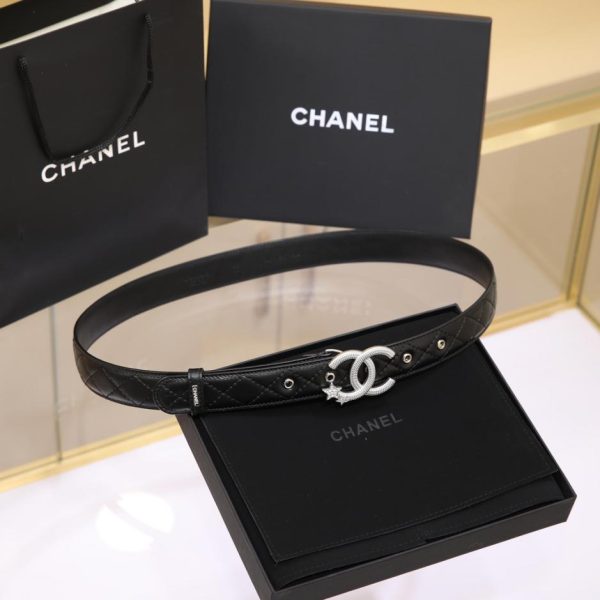 repliche,replica,perfette,siti di,affidabili,migliori siti,dove comprare,1:1,scarpe da ginnastica Chanel 24c/stella/strass 3,0 cm