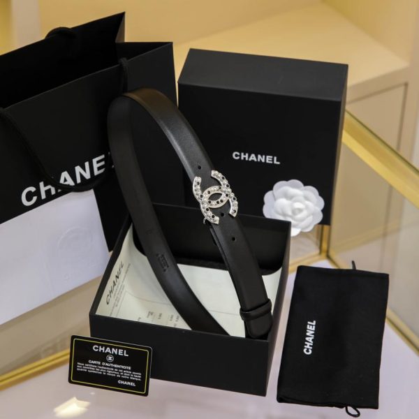 repliche,replica,perfette,siti di,affidabili,migliori siti,dove comprare,1:1,scarpe da ginnastica Chanel 24s cc 3,0 cm