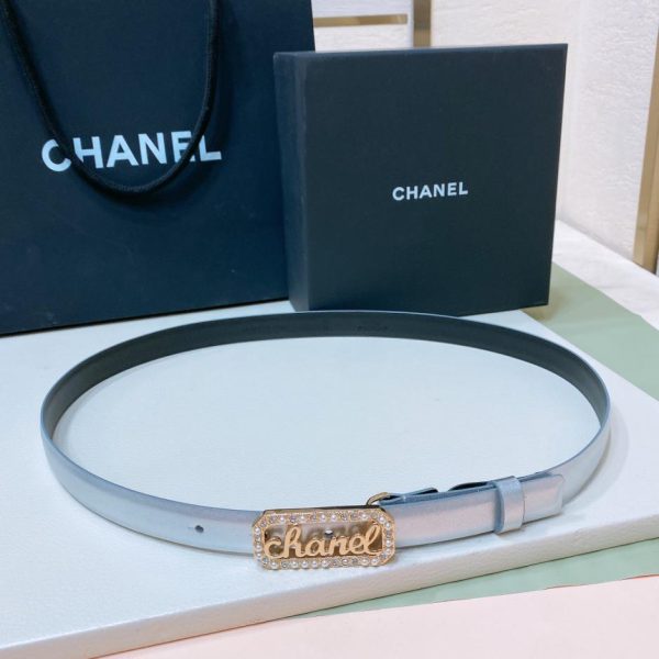 repliche,replica,perfette,siti di,affidabili,migliori siti,dove comprare,1:1,scarpe da ginnastica Chanel 24s cc/perla strass 2,0 cm