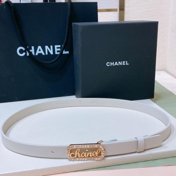 repliche,replica,perfette,siti di,affidabili,migliori siti,dove comprare,1:1,scarpe da ginnastica Chanel 24s cc/perla strass 2,0 cm