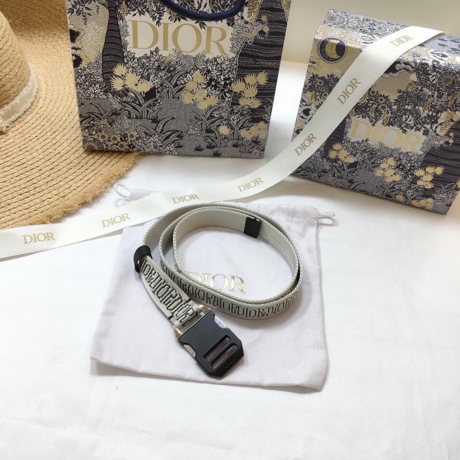 repliche,replica,perfette,siti di,affidabili,migliori siti,dove comprare,1:1,scarpe da ginnastica Cintura in fettuccia di nylon Dior repliche,replica,perfette,siti di,affidabili,migliori siti,dove comprare,1:1,scarpe da ginnastica Cintura in fettuccia di nylon Dior