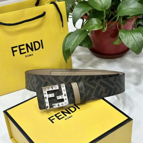 repliche,replica,perfette,siti di,affidabili,migliori siti,dove comprare,1:1,scarpe da ginnastica Cintura reversibile FENDI a doppio passante