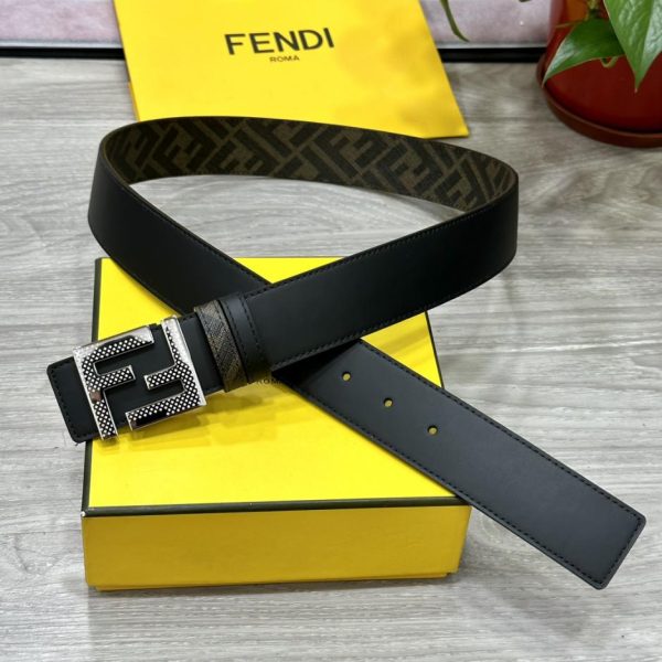 repliche,replica,perfette,siti di,affidabili,migliori siti,dove comprare,1:1,scarpe da ginnastica Cintura reversibile FENDI a doppio passante larga 4,0 cm