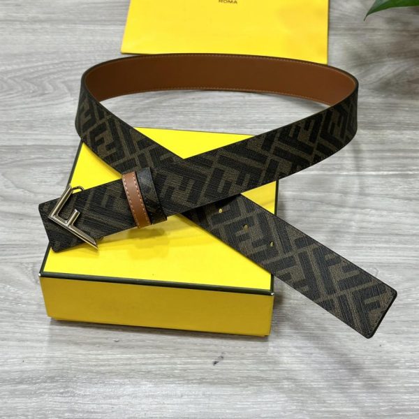 repliche,replica,perfette,siti di,affidabili,migliori siti,dove comprare,1:1,scarpe da ginnastica Cintura reversibile FENDI a doppio passante larga 4,0 cm