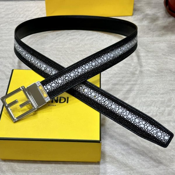 FENDI〈FENDI〉 larghezza 38 cm
