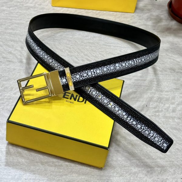 FENDI〈FENDI〉 larghezza 38 cm