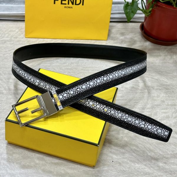 FENDI〈FENDI〉 larghezza 38 cm