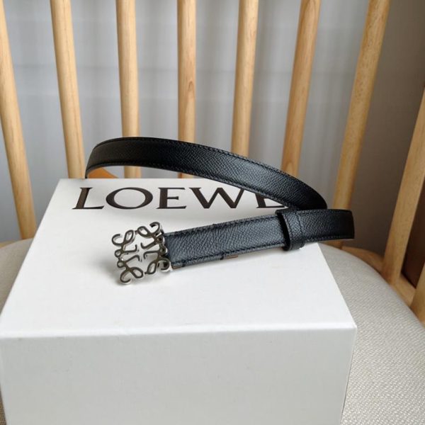 repliche,replica,perfette,siti di,affidabili,migliori siti,dove comprare,1:1,scarpe da ginnastica L’ultima cintura del bancone LOEWE è larga 2,0 cm