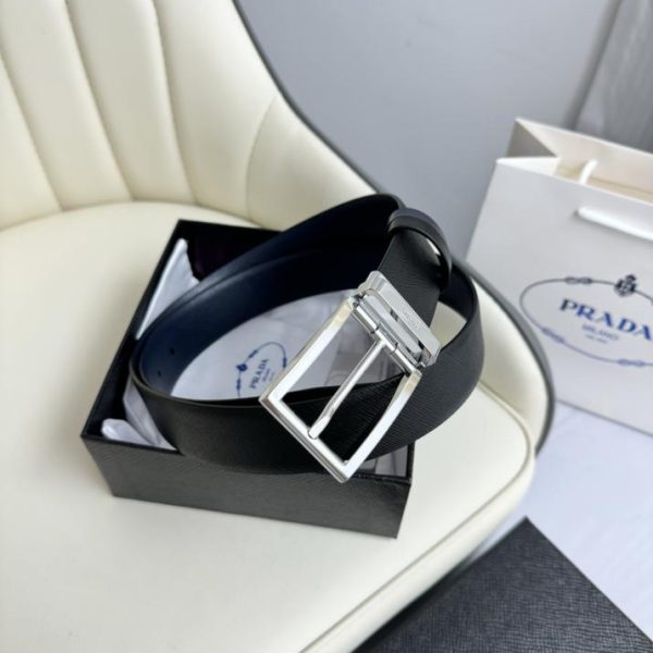 repliche,replica,perfette,siti di,affidabili,migliori siti,dove comprare,1:1,scarpe da ginnastica La nuova cintura in pelle double face di PRADA è larga 3,5 cm