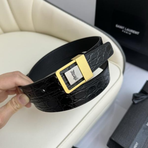 Cintura da donna Saint Laurent larghezza 3,0 cm