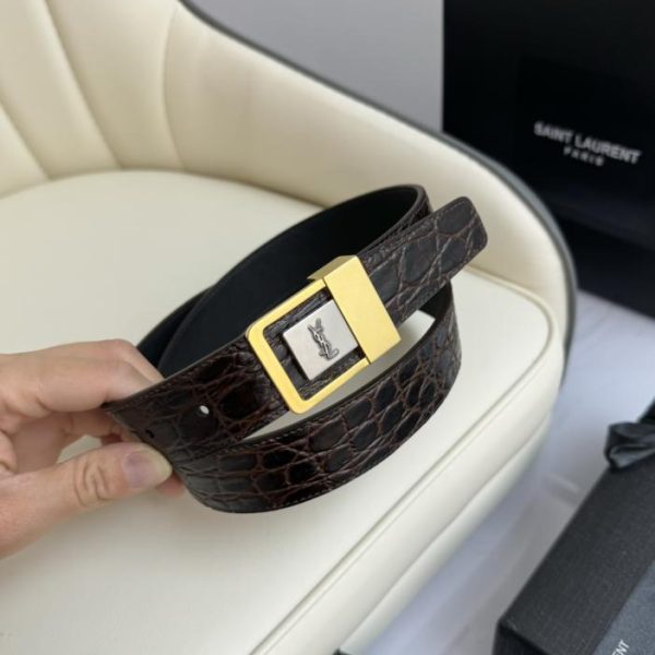 Cintura da donna Saint Laurent larghezza 3,0 cm