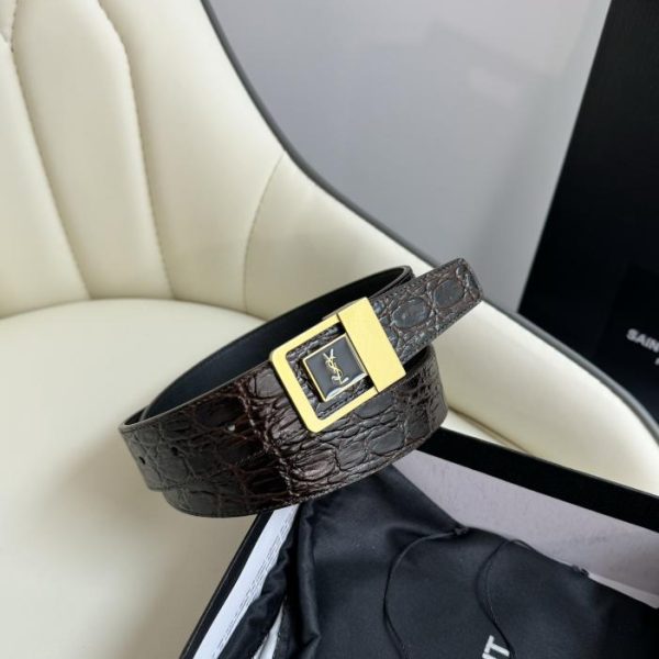 Cintura da donna Saint Laurent larghezza 3,0 cm