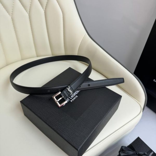 Cintura da donna Saint Laurent larghezza 2,0 cm