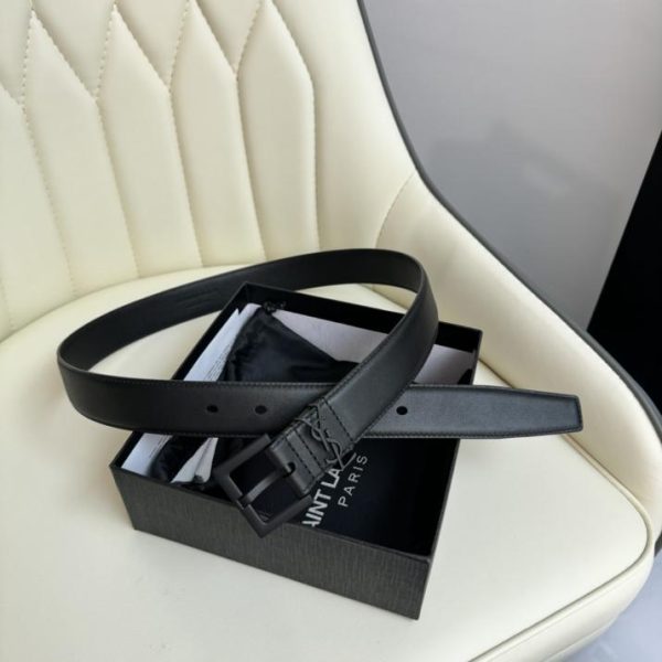 Cintura da donna Saint Laurent larghezza 3,0 cm