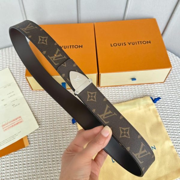 repliche,replica,perfette,siti di,affidabili,migliori siti,dove comprare,1:1,scarpe da ginnastica Cintura boutique da donna LOUIS VUITTON larghezza 35