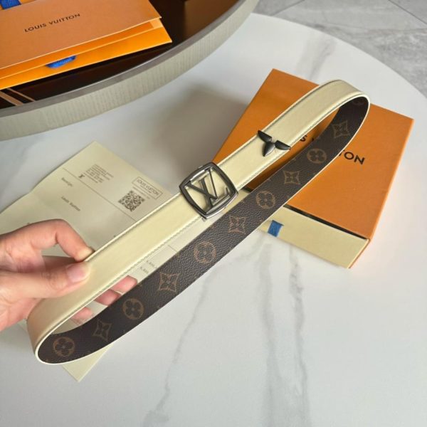 repliche,replica,perfette,siti di,affidabili,migliori siti,dove comprare,1:1,scarpe da ginnastica Cintura da donna LOUIS VUITTON in edizione speciale limitata larghezza 3.0