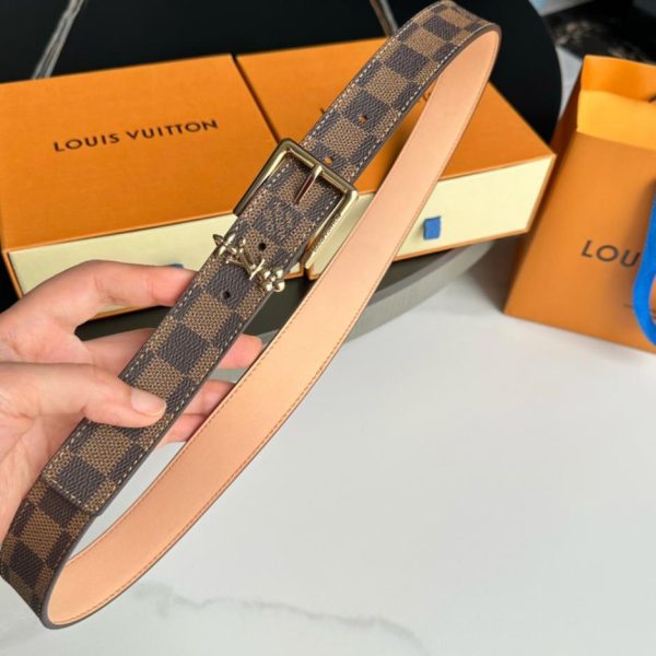 repliche,replica,perfette,siti di,affidabili,migliori siti,dove comprare,1:1,scarpe da ginnastica Cintura da donna in edizione limitata speciale di nuovo prodotto LOUIS VUITTON