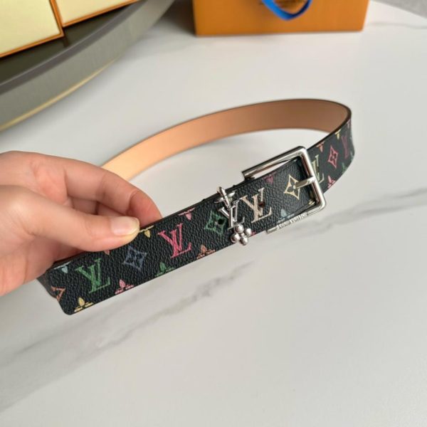 repliche,replica,perfette,siti di,affidabili,migliori siti,dove comprare,1:1,scarpe da ginnastica Cintura da donna in edizione limitata speciale di nuovo prodotto LOUIS VUITTON