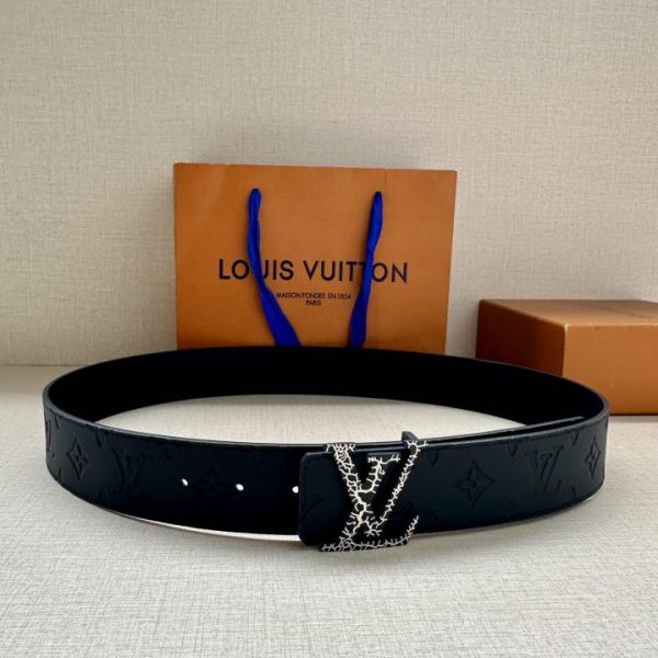 repliche,replica,perfette,siti di,affidabili,migliori siti,dove comprare,1:1,scarpe da ginnastica Cintura double face LOUIS VUITTON Initiales