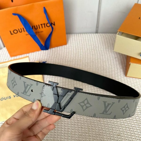 repliche,replica,perfette,siti di,affidabili,migliori siti,dove comprare,1:1,scarpe da ginnastica Cintura double face forma LOUIS VUITTON