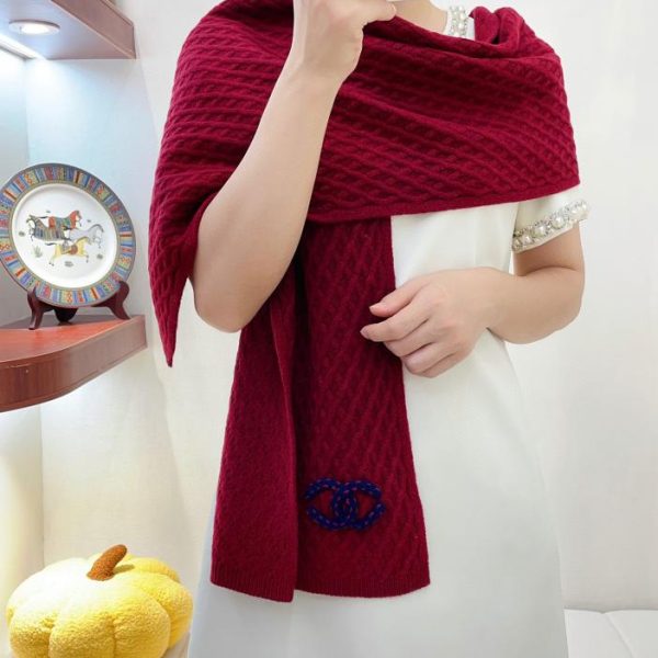 Capi in maglia originali Chanel