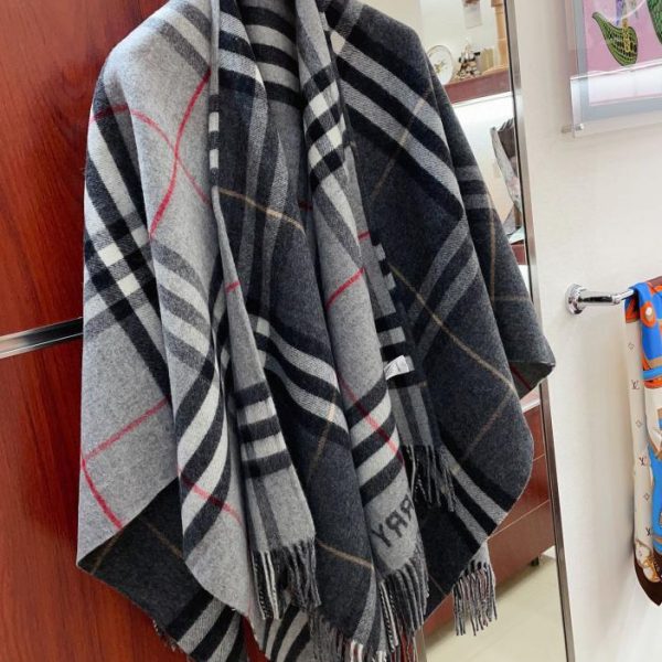 Mantello scialle Burberry