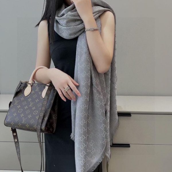 repliche,replica,perfette,siti di,affidabili,migliori siti,dove comprare,1:1,scarpe da ginnastica Gucci Seta Cashmere