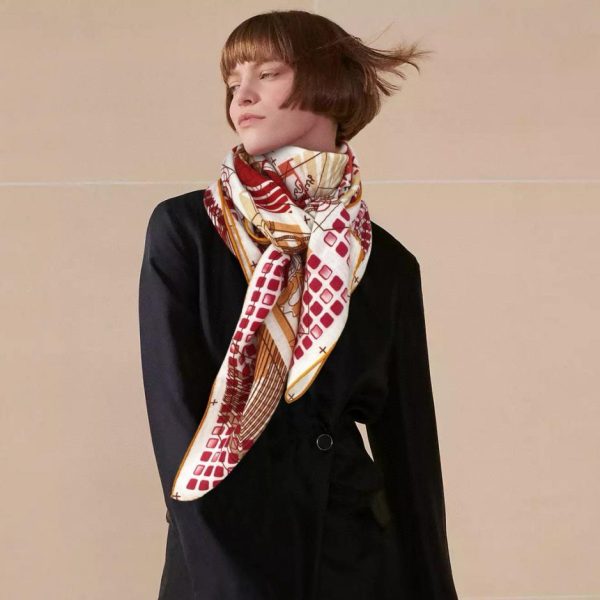 repliche,replica,perfette,siti di,affidabili,migliori siti,dove comprare,1:1,scarpe da ginnastica Sciarpa quadrata in cashmere Hermes