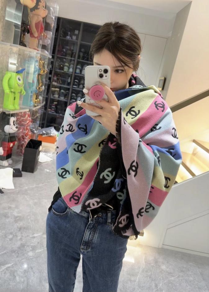 repliche,replica,perfette,siti di,affidabili,migliori siti,dove comprare,1:1,scarpe da ginnastica La sciarpa pi霉 bella di CHANEL repliche,replica,perfette,siti di,affidabili,migliori siti,dove comprare,1:1,scarpe da ginnastica La sciarpa pi霉 bella di CHANEL