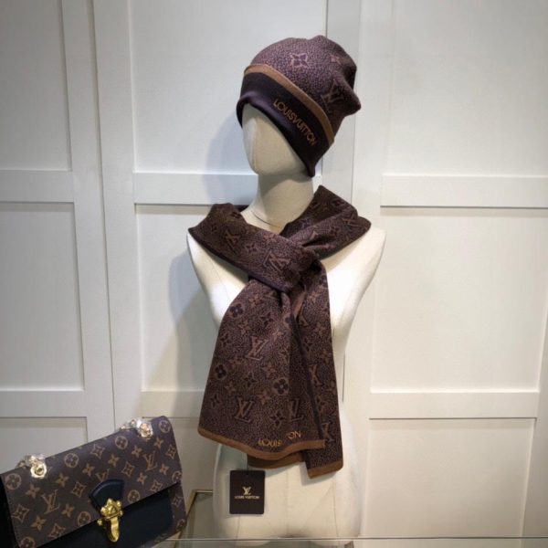 repliche,replica,perfette,siti di,affidabili,migliori siti,dove comprare,1:1,scarpe da ginnastica Cappello + sciarpa della serie di abiti Louis Vuitton