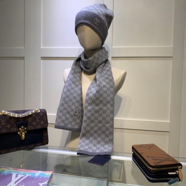 repliche,replica,perfette,siti di,affidabili,migliori siti,dove comprare,1:1,scarpe da ginnastica Cappello + sciarpa della serie di abiti Louis Vuitton
