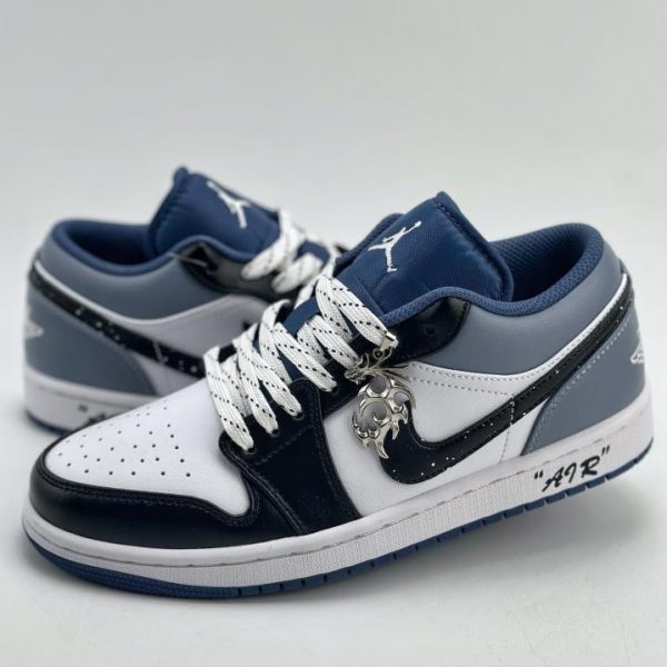 repliche,replica,perfette,siti di,affidabili,migliori siti,dove comprare,1:1,scarpe da ginnastica Air Jordan 1 Retro Low CNY Cielo stellato di mezzanotte